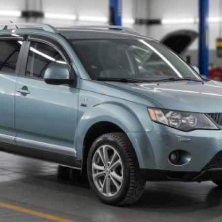 Митсубиси Аутлендер после замены фильтров в автосервисе