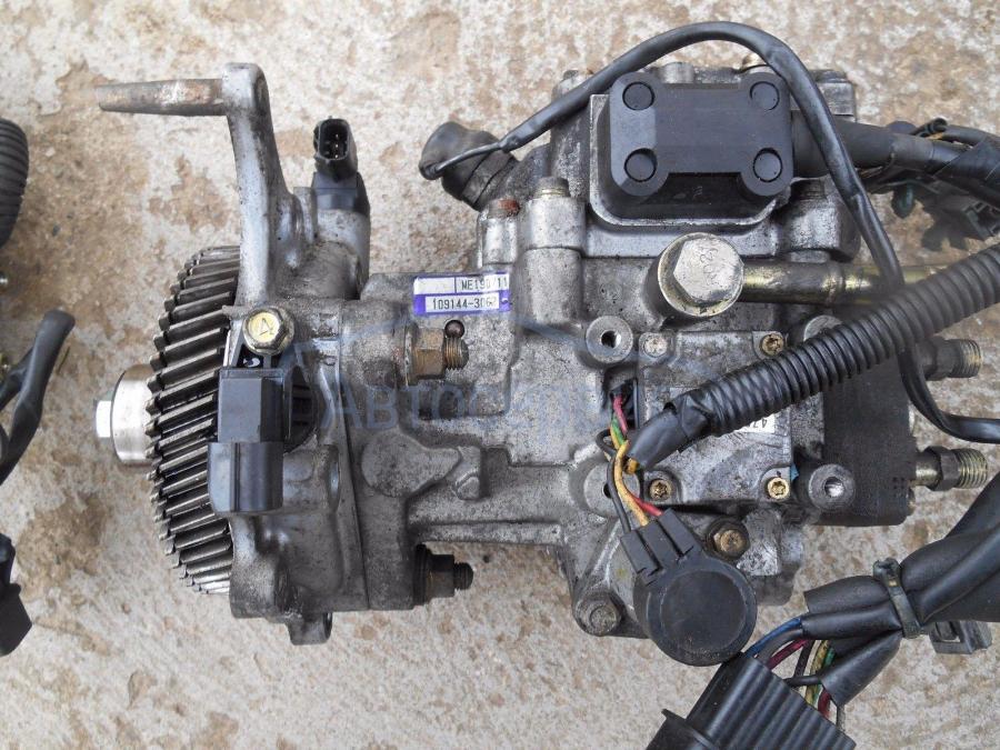 топливный насос на Паджеро