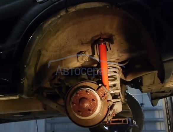 новая стойка амортизатора
