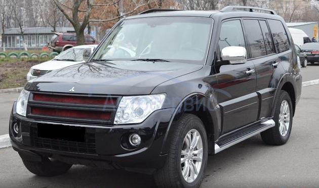 черный Мицубиси Паджеро