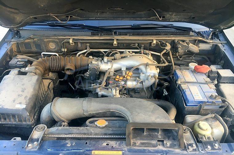 моторный отсек Мицубиси Паджеро