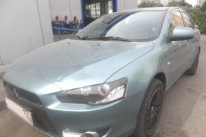 Мицубиси Лансер 10 на улице